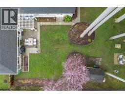 3936 Creekside Dr, Bowser, BC V0R1G0 Photo 49