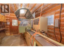 17 Bear Valley Road, Lumby, BC V0E2G1 Photo 14
