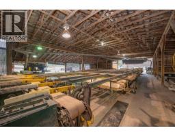 17 Bear Valley Road, Lumby, BC V0E2G1 Photo 17