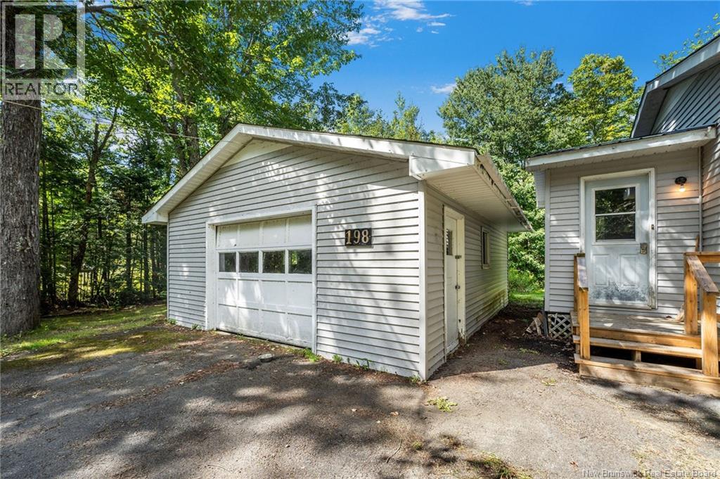 198 Lake Road, Lake George — photo 2