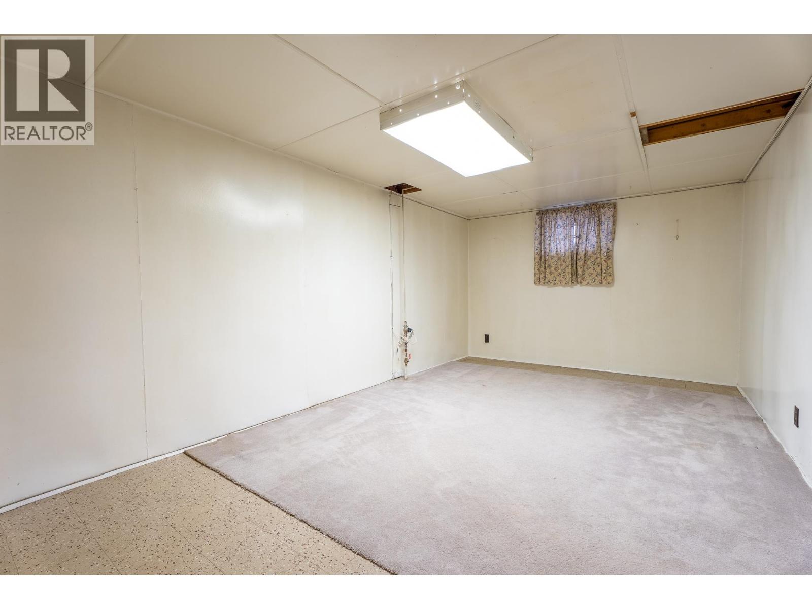 840 HARPER STREET - Image 16