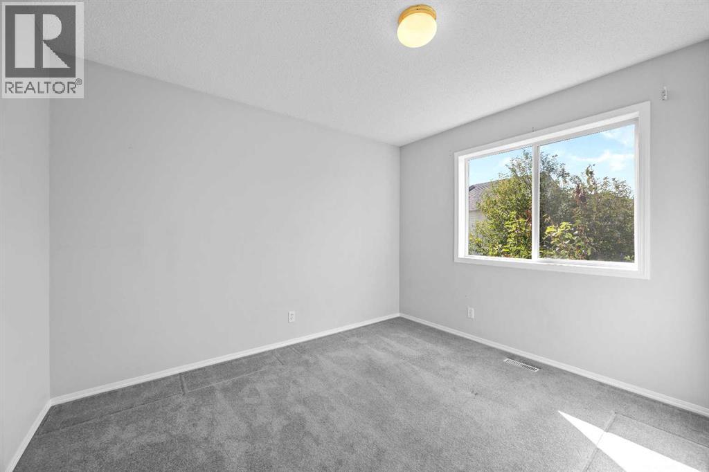 15 Hidden Ranch Crescent NW - 31