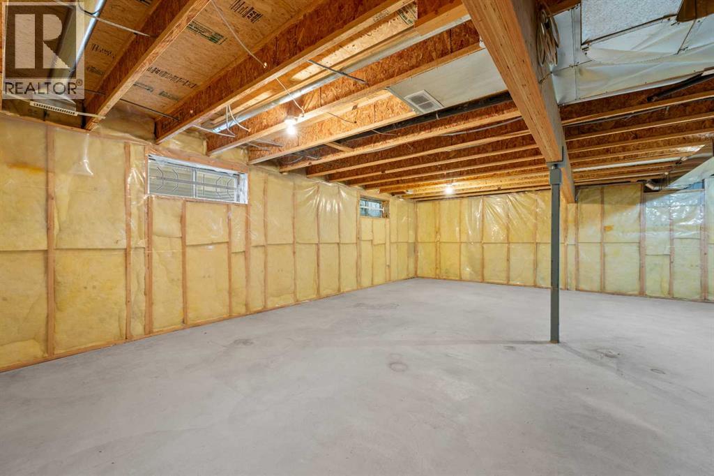 15 Hidden Ranch Crescent NW - 39