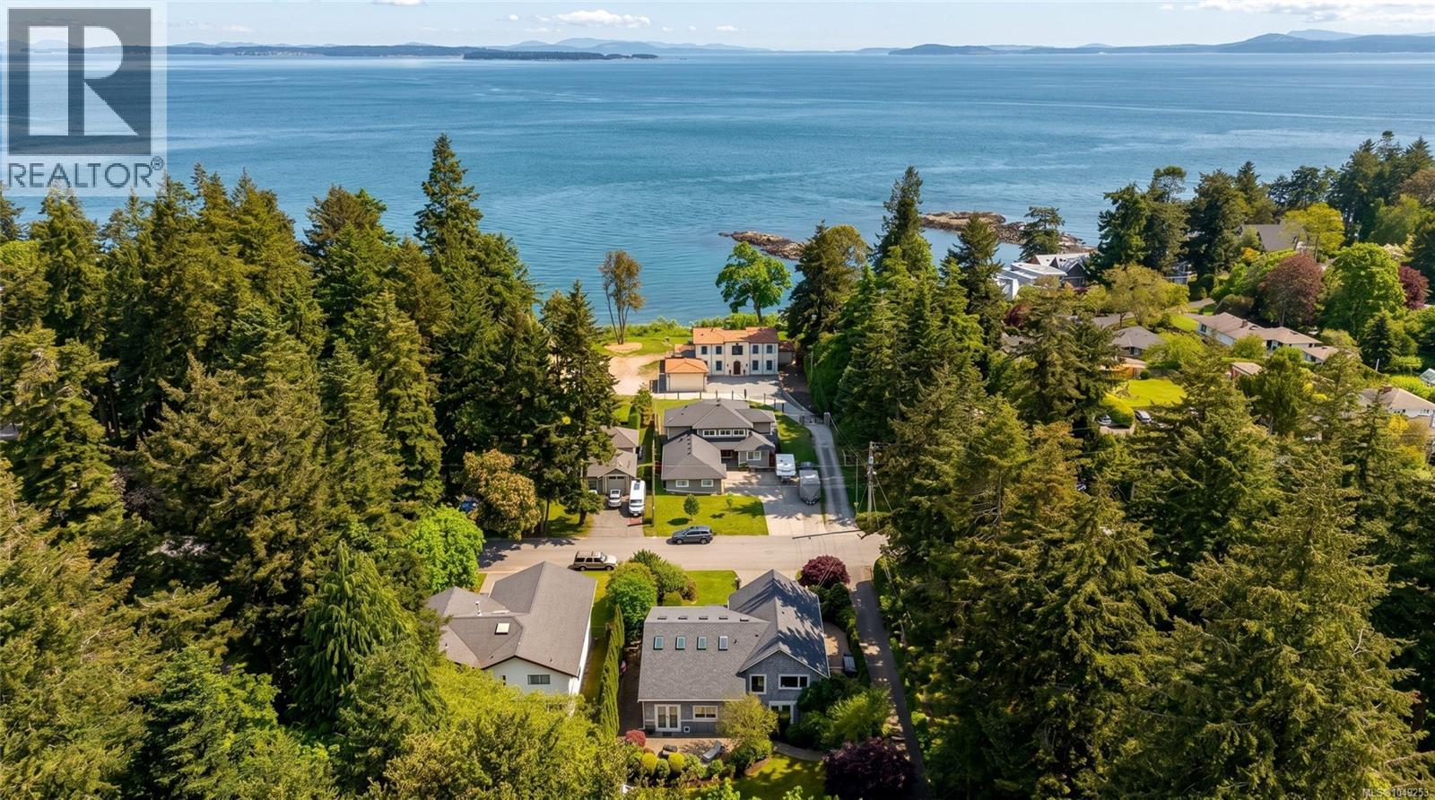  1896 Leyns Road, Saanich