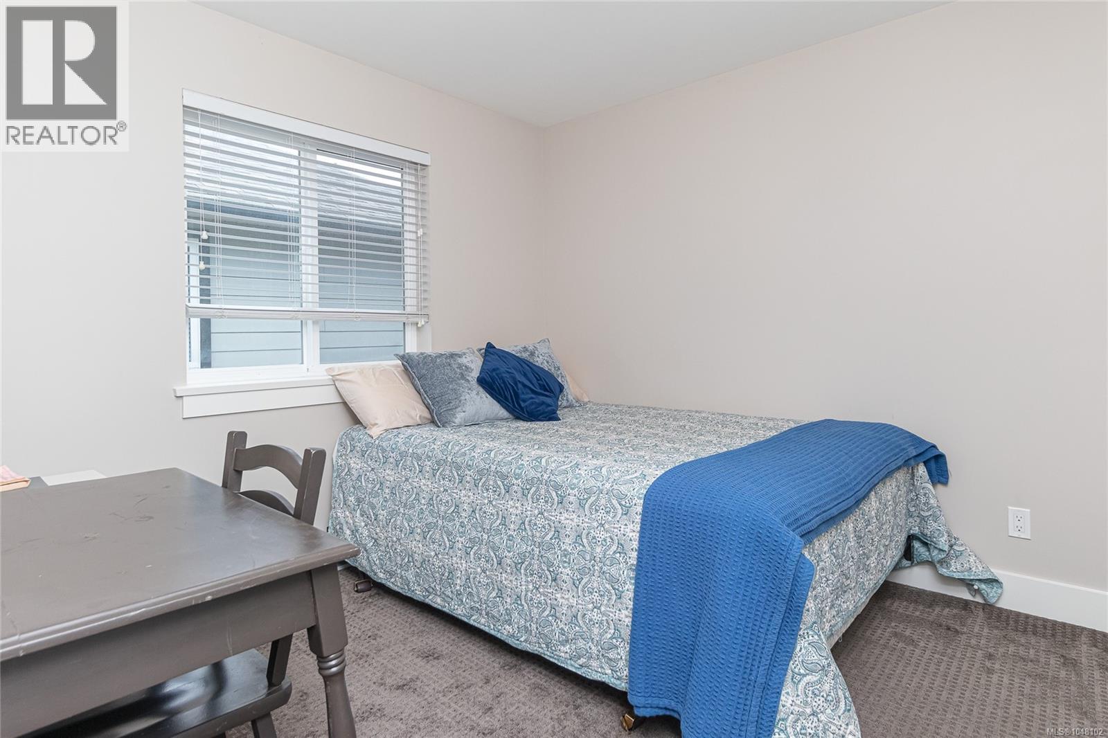 9373 East Saanich Rd - 17