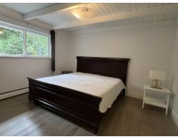 13768 32 Avenue, Surrey, BC V4P2B8 Photo 9