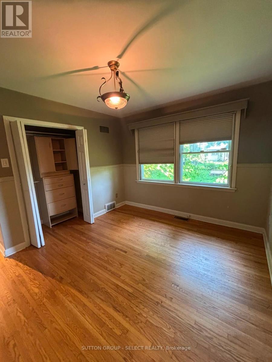 316 RIDGEWOOD CRESCENT, London South (South D) — photo 7
