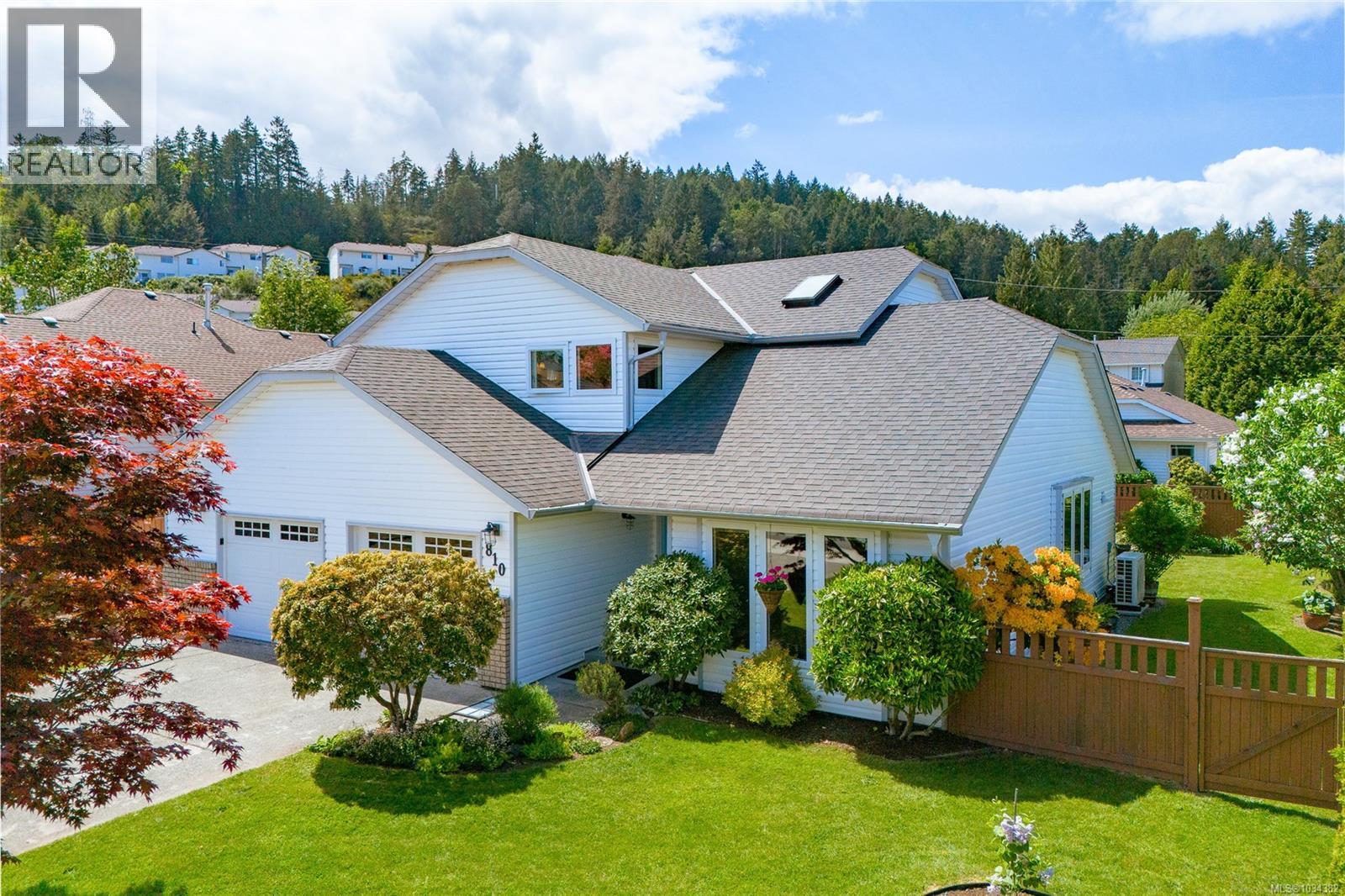 810 Colonia Dr - 10