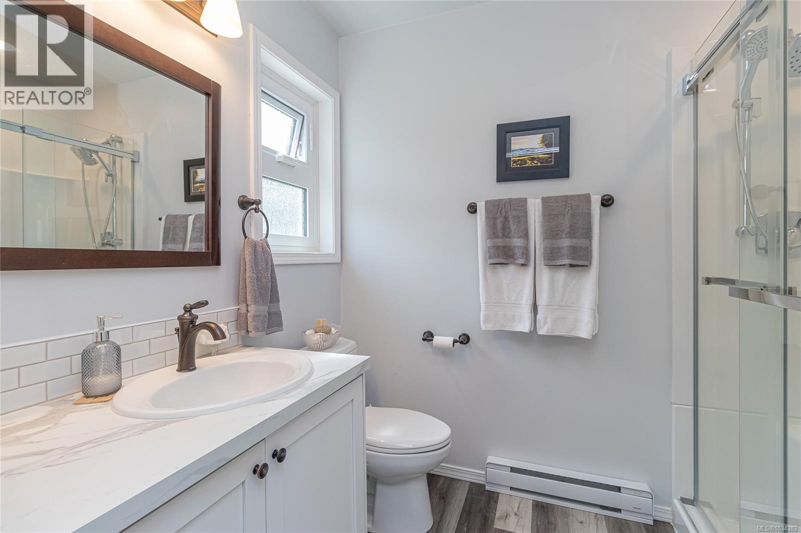 810 Colonia Dr - 34