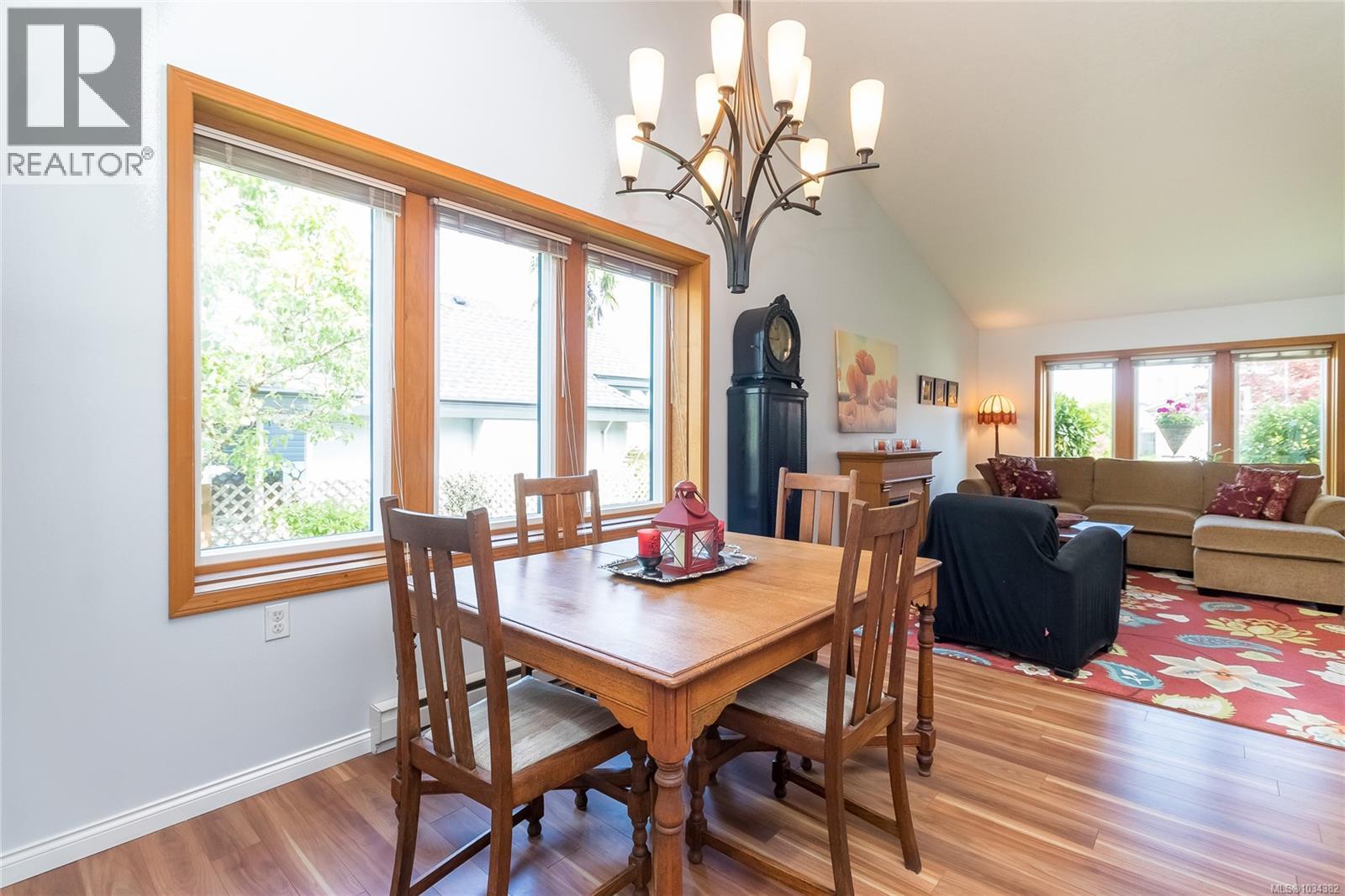 810 Colonia Dr - 20