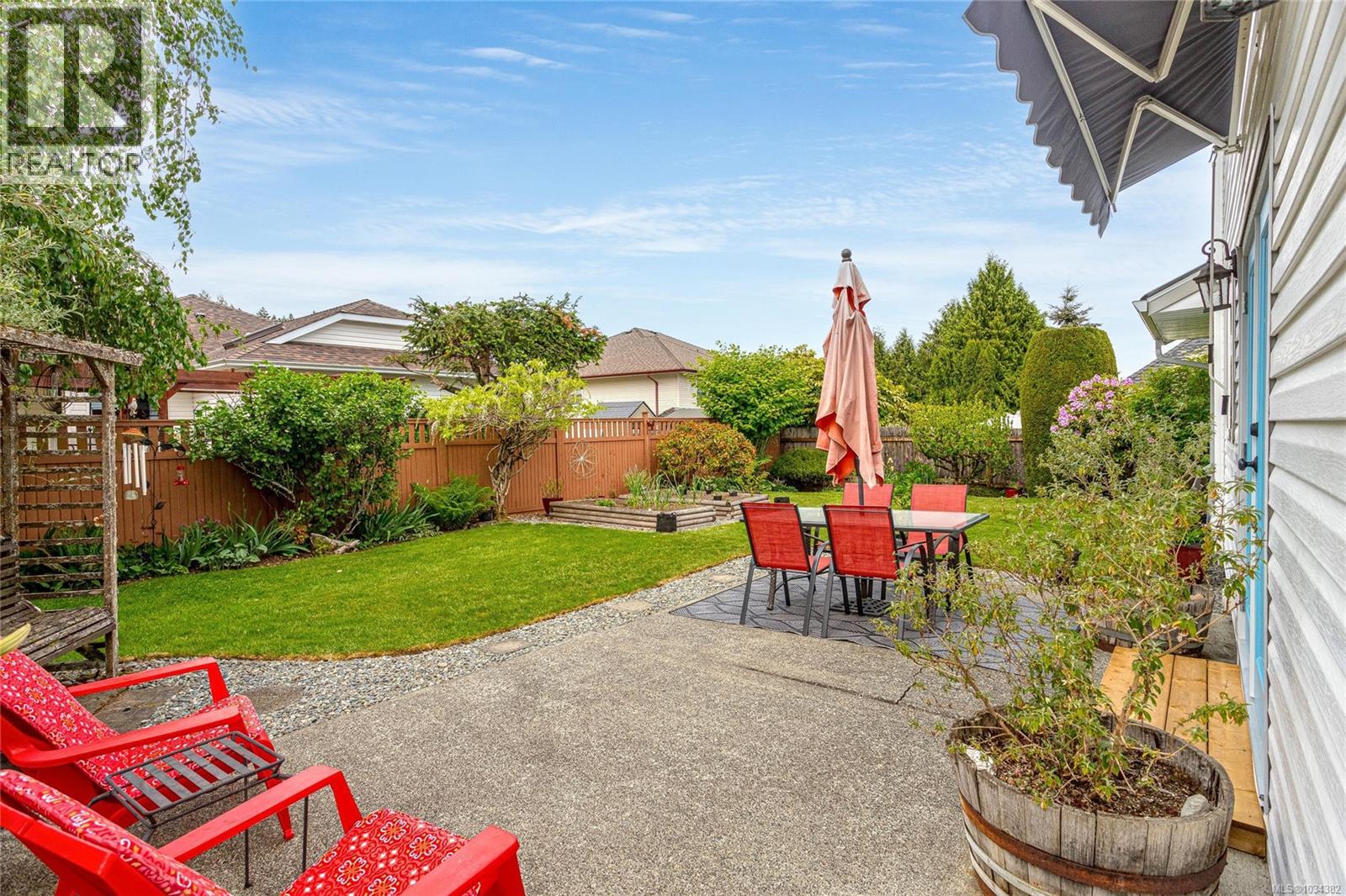 810 Colonia Dr - 7