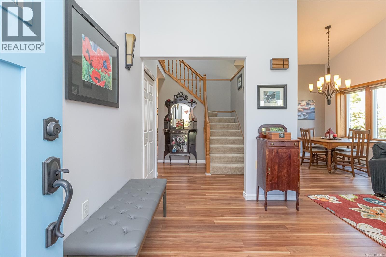 810 Colonia Dr, Ladysmith — photo 3