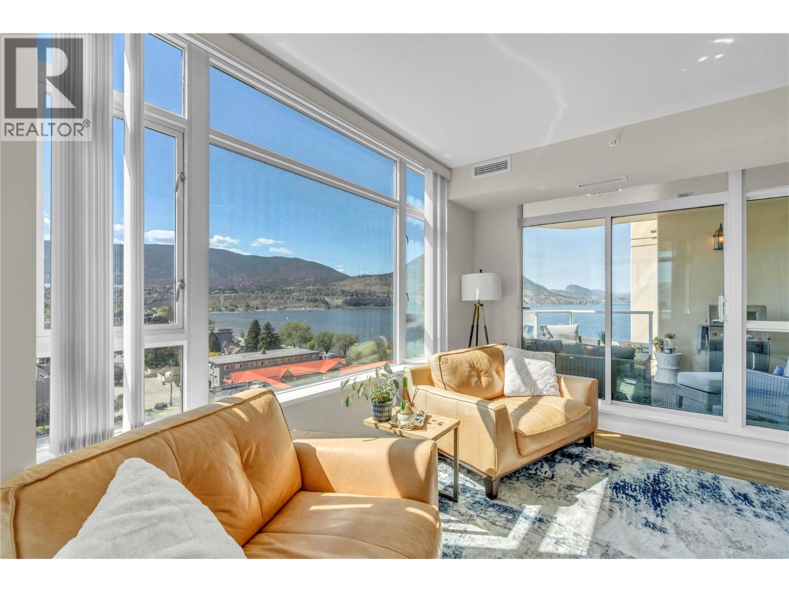 #1006 160 Lakeshore Drive - 9