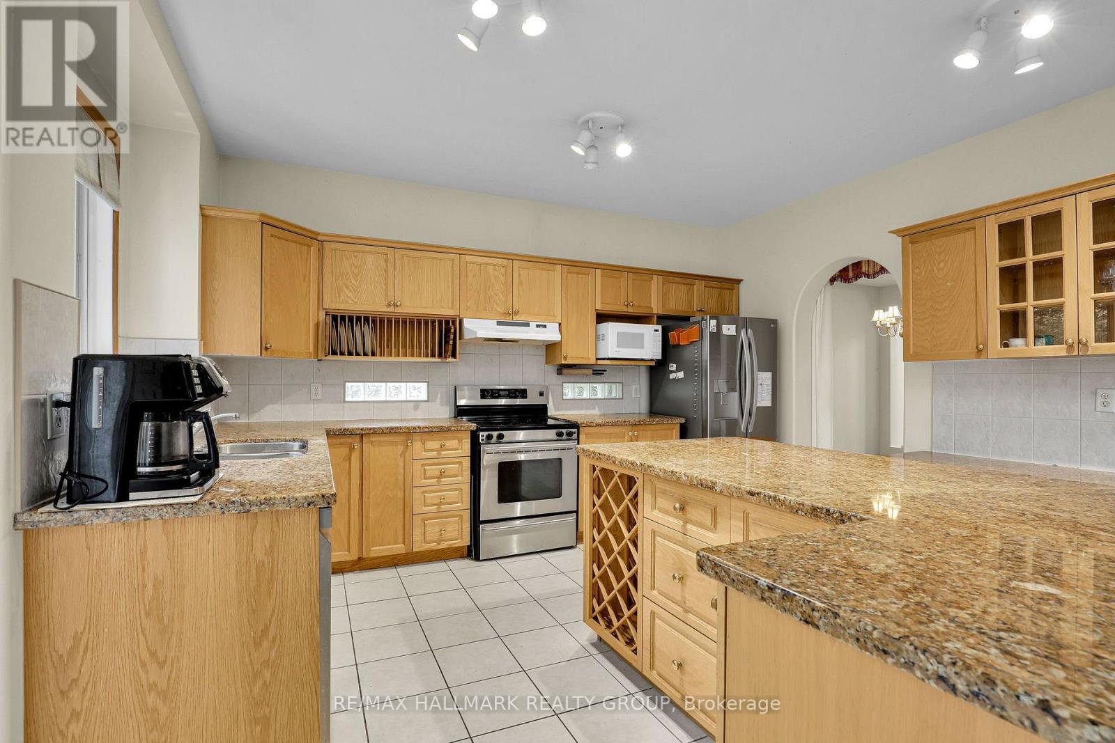 11 RIVERSTONE DRIVE - 4