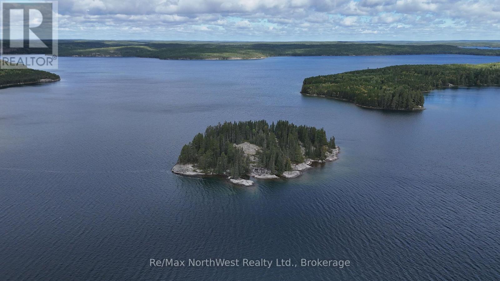 ISLAND EB2114 LINKLATER LAKE ISLAND, Kenora Remote Area (East Of Kenora) — photo 5