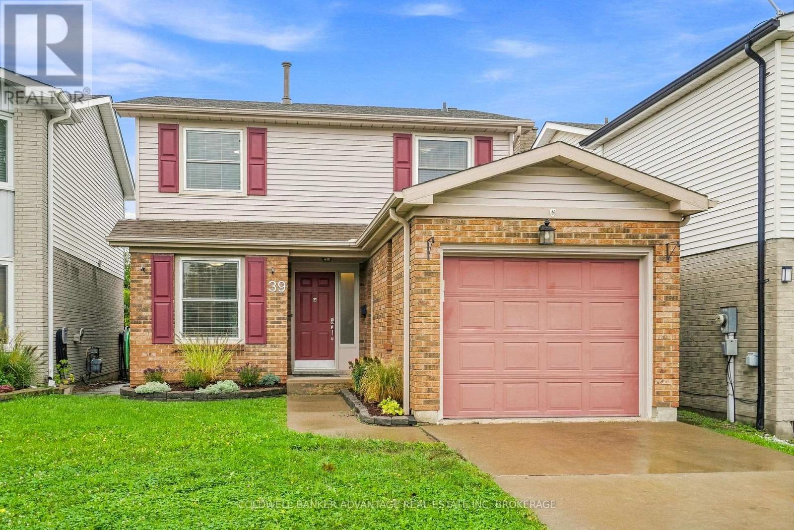 Property for sale at 39 DUNDEE DRIVE