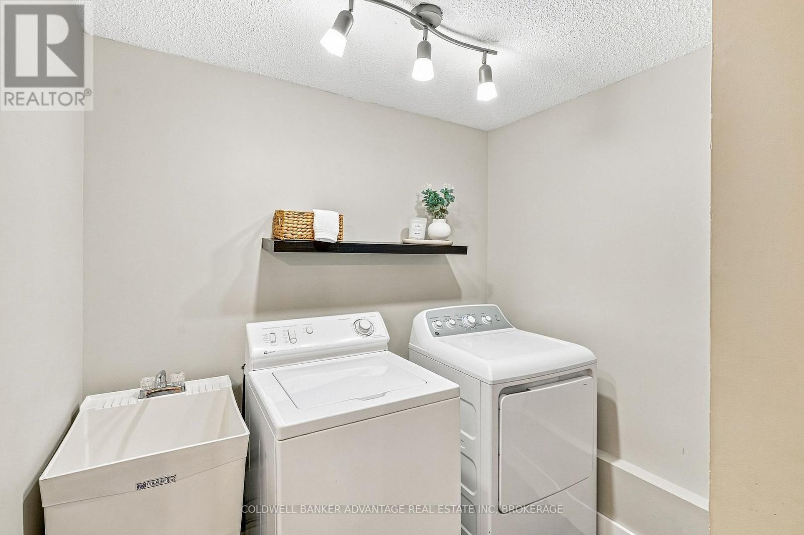 39 DUNDEE DRIVE - Image 23