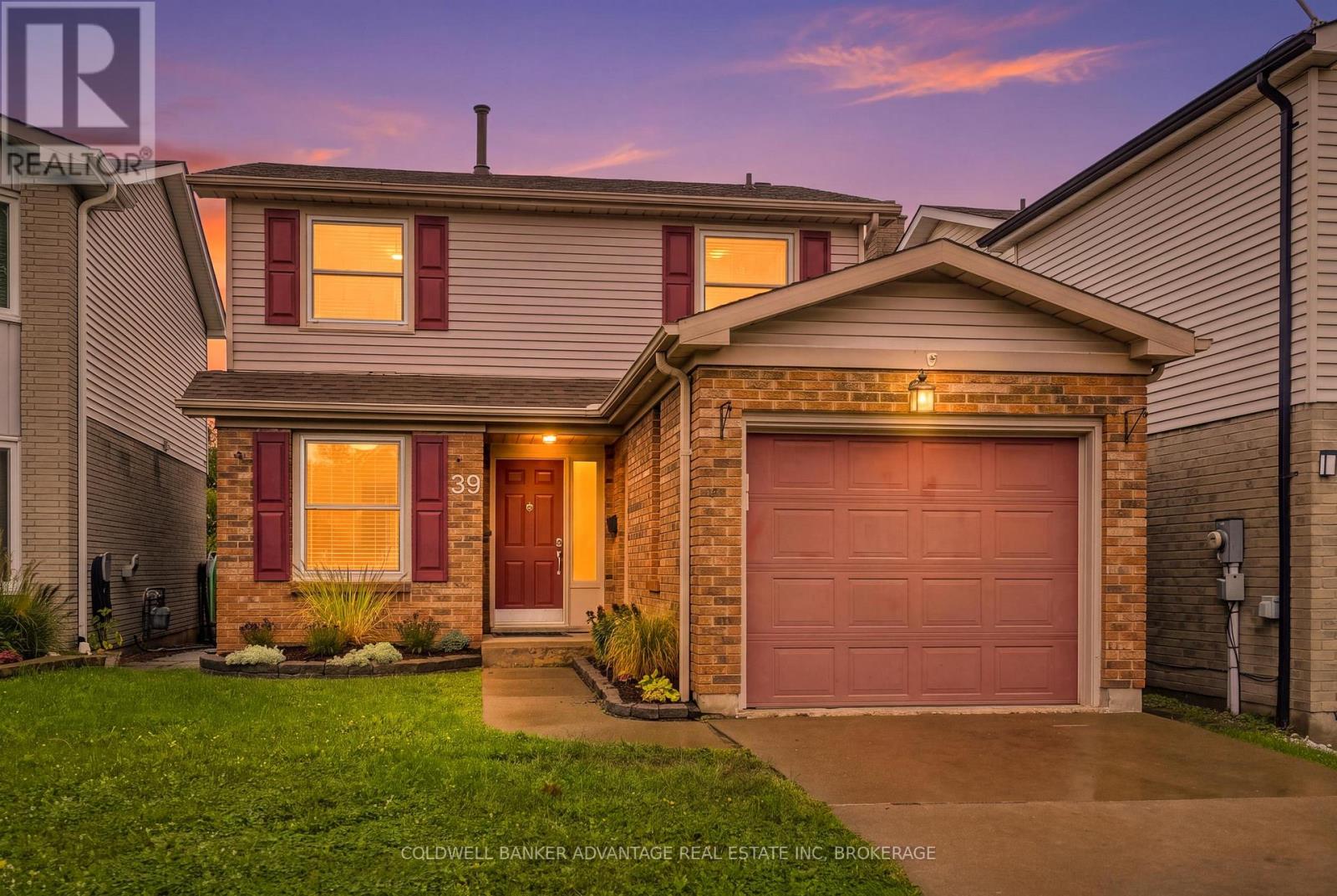 39 DUNDEE DRIVE - 37
