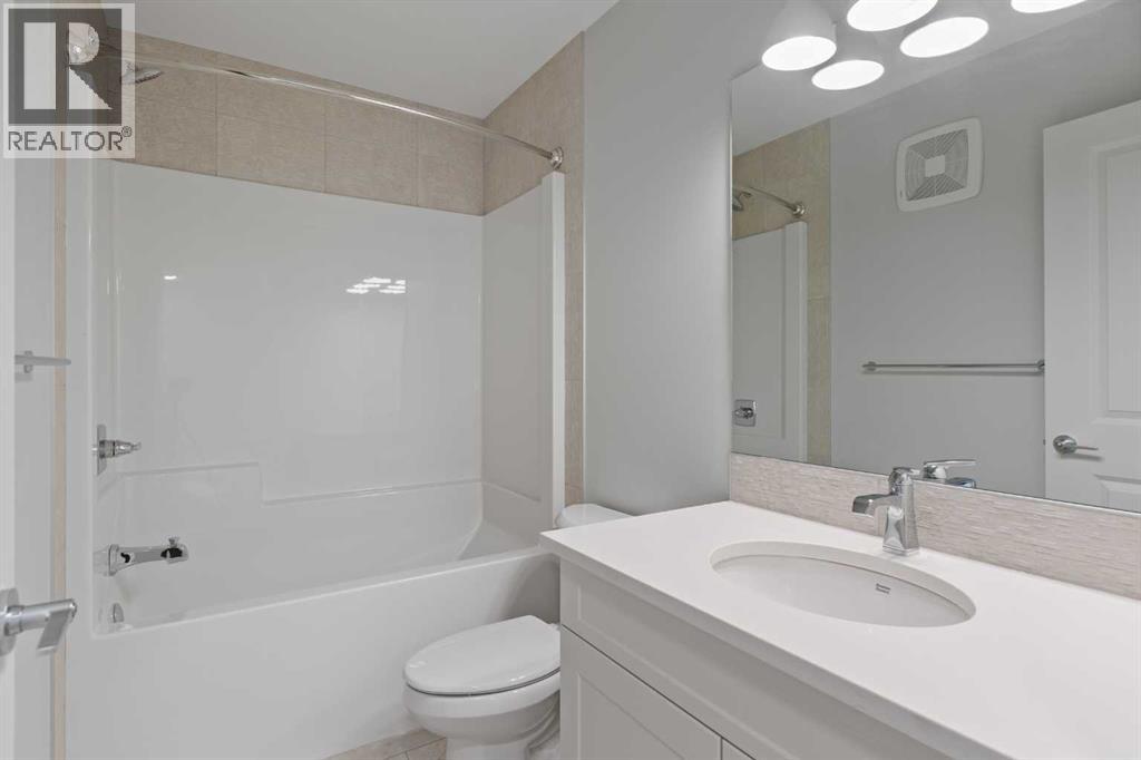 308 Montrose Crescent SE - 26