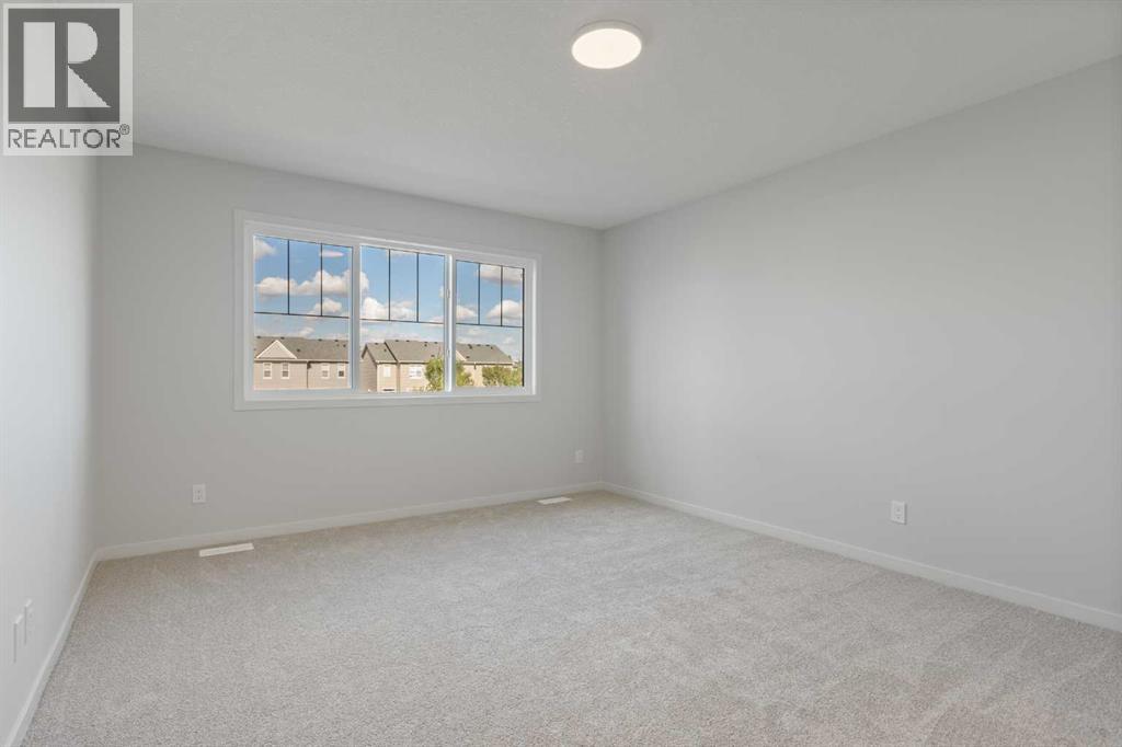 308 Montrose Crescent SE - 18