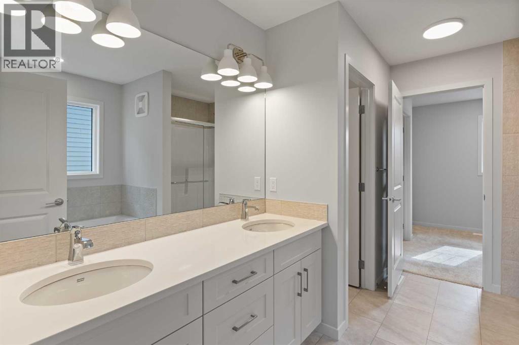 308 Montrose Crescent SE - Image 22
