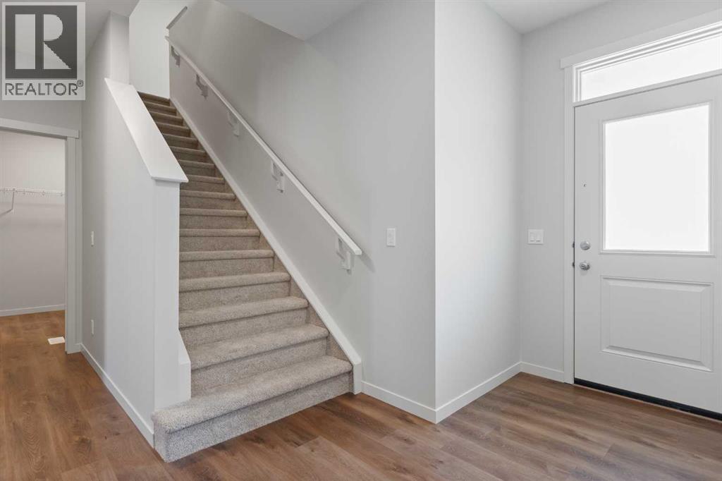 308 Montrose Crescent SE, High River — photo 2
