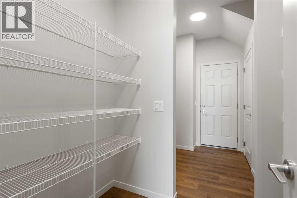 308 Montrose Crescent SE - Image 15
