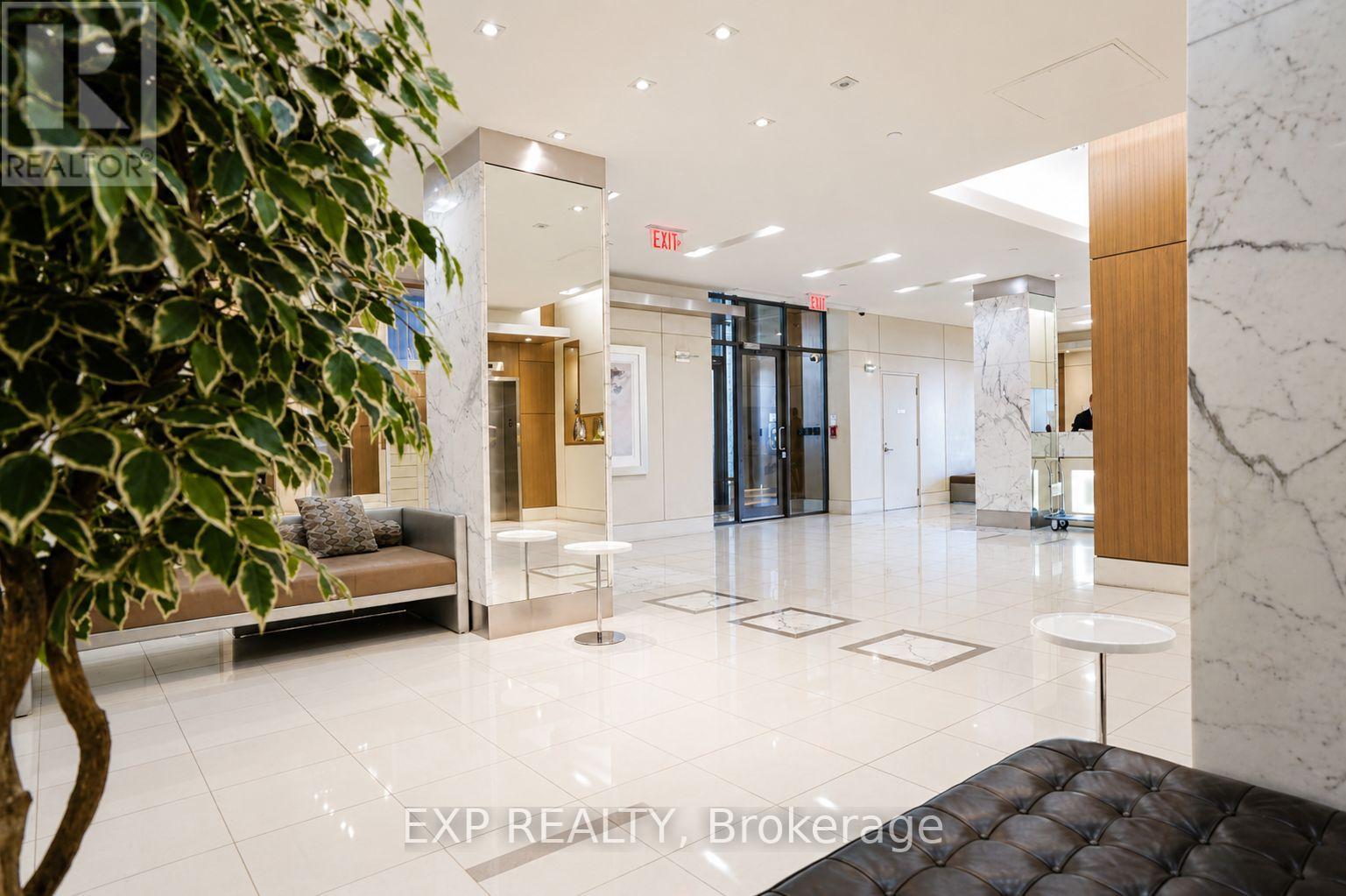 #404 500 ST CLAIR AVENUE W - Image 25