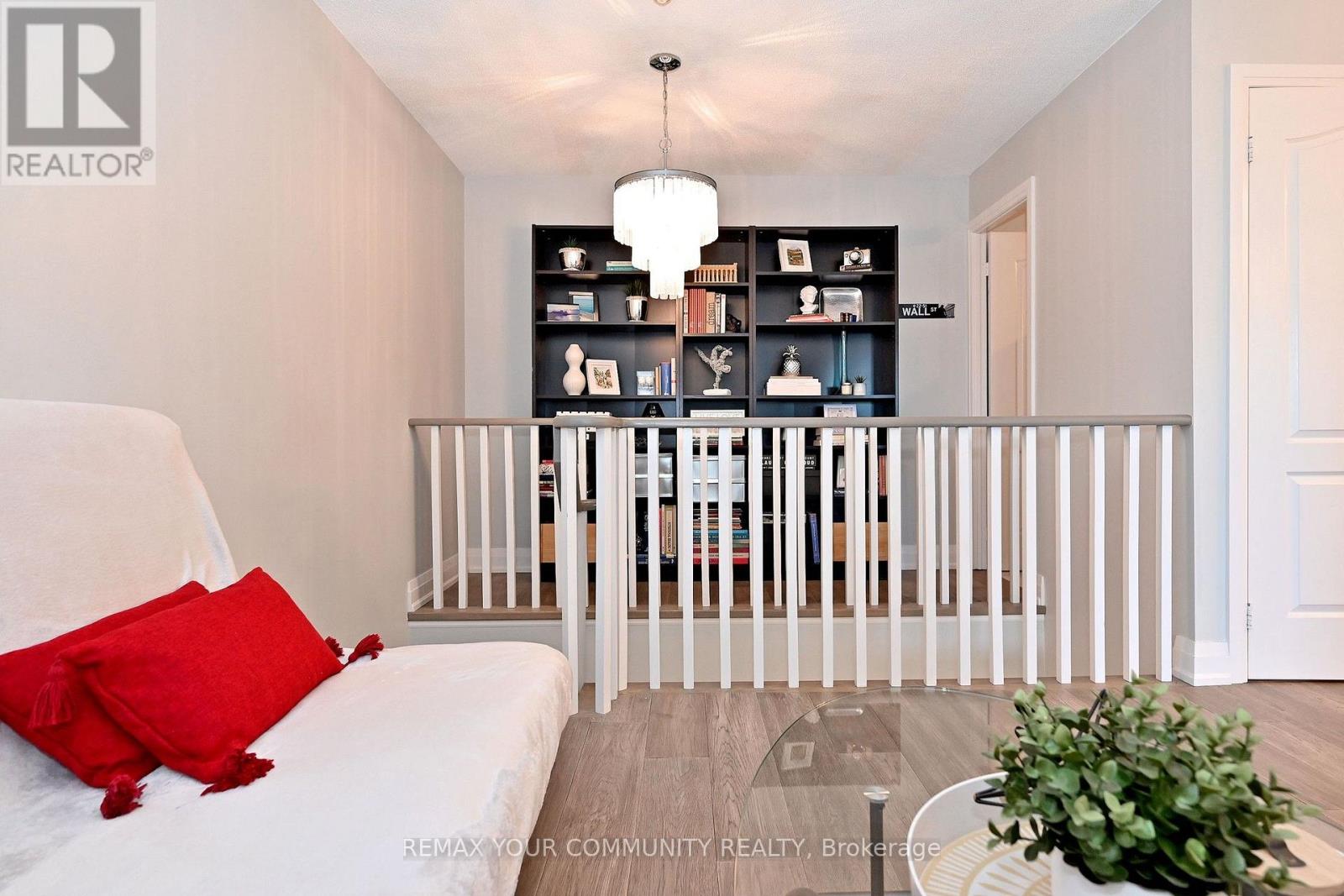 #805 1400 THE ESPLANADE ROAD - Image 29