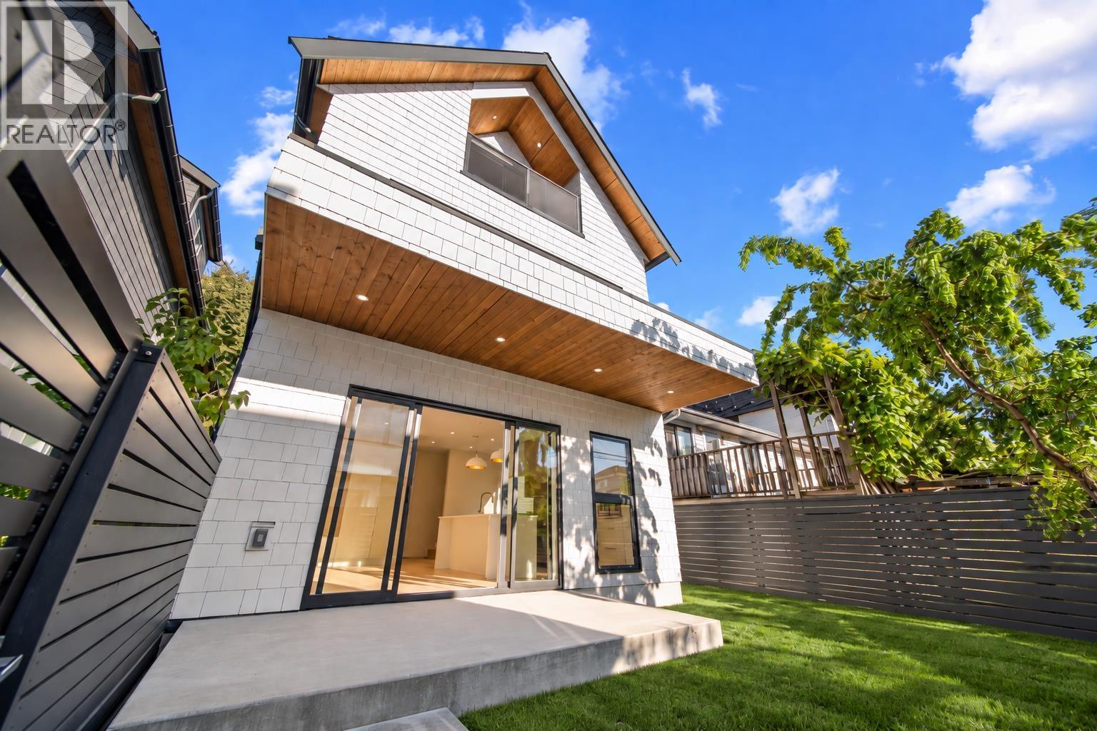 5407 WALES Street, Vancouver