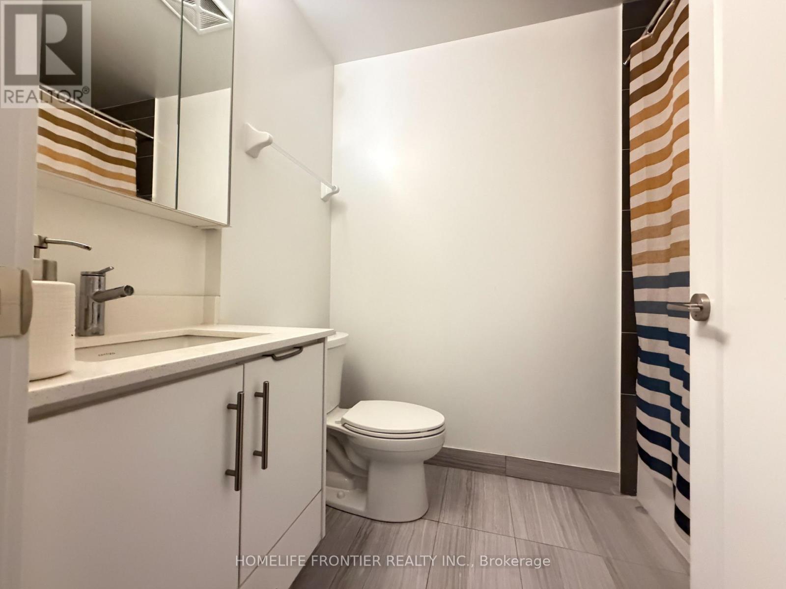 #607 105 ONEIDA CRESCENT - 14