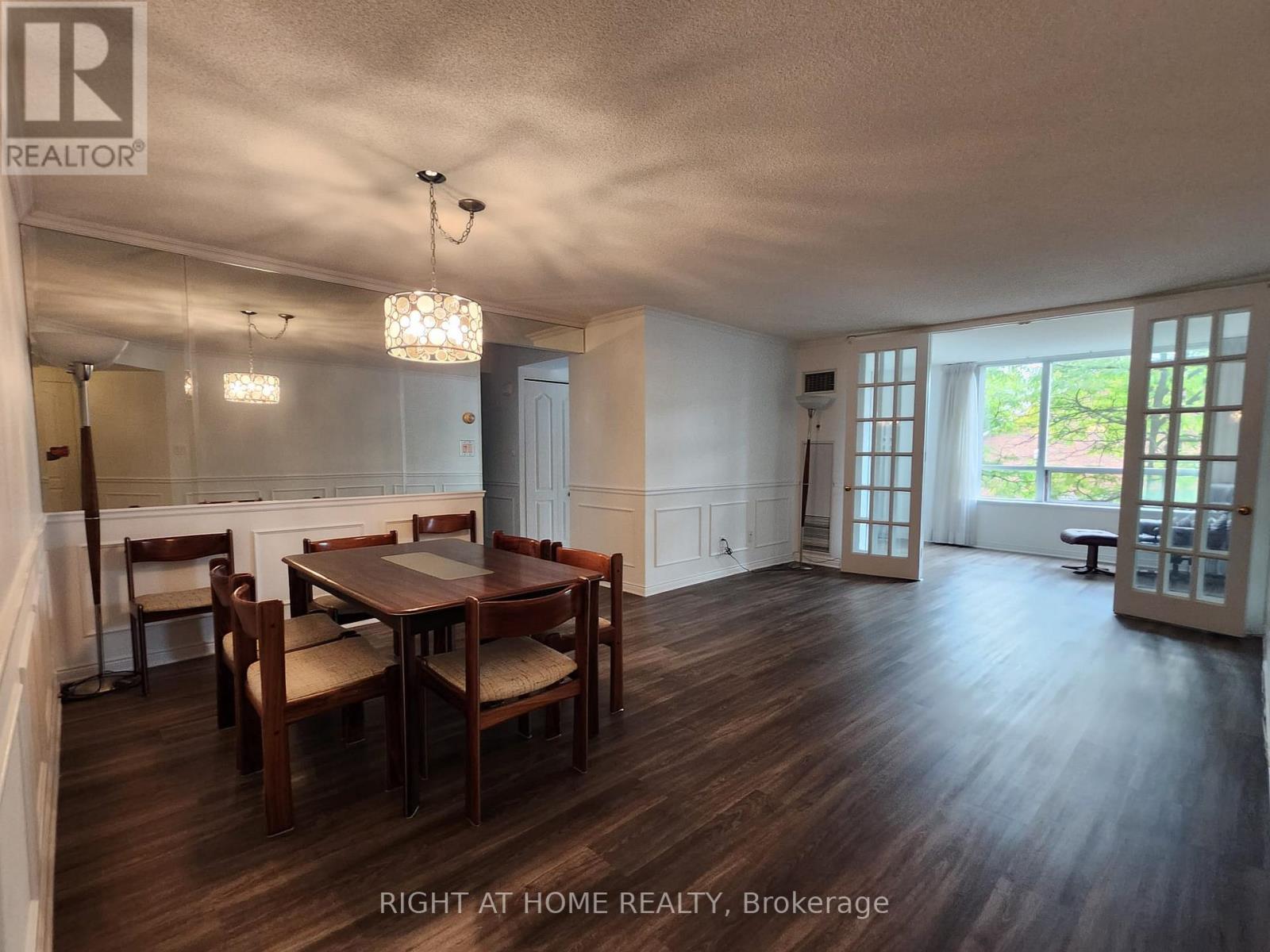 #205 850 STEELES AVENUE W - 5
