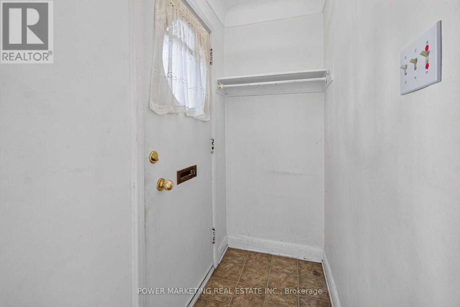 535 DUNBRACK STREET - 7