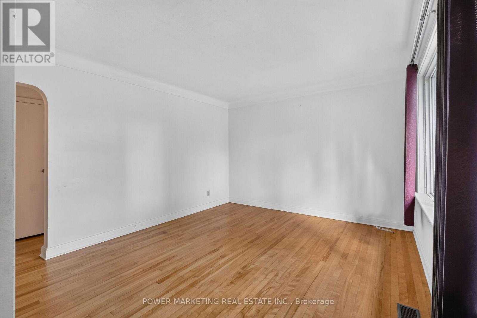 535 DUNBRACK STREET - Image 9