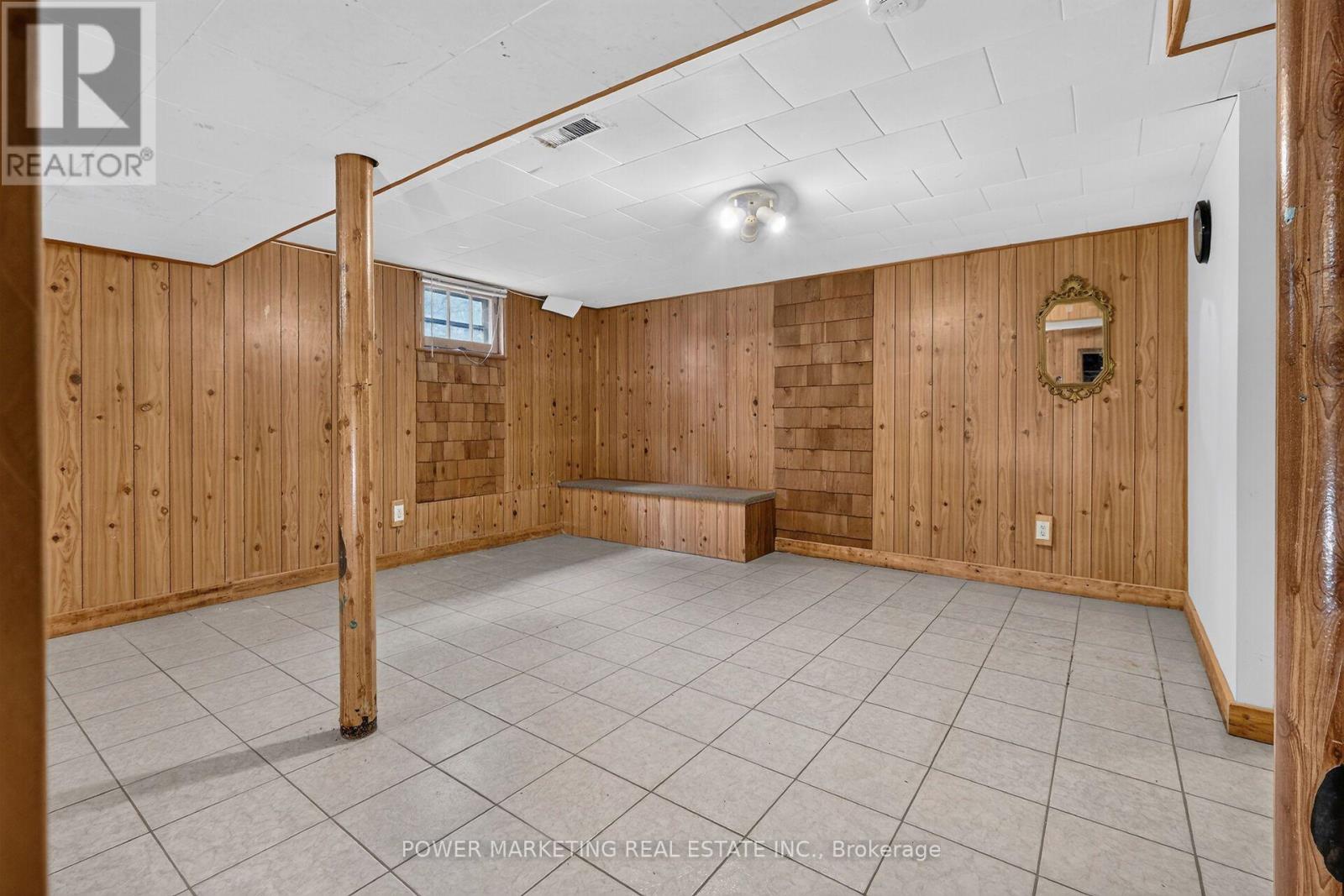 535 DUNBRACK STREET - 42