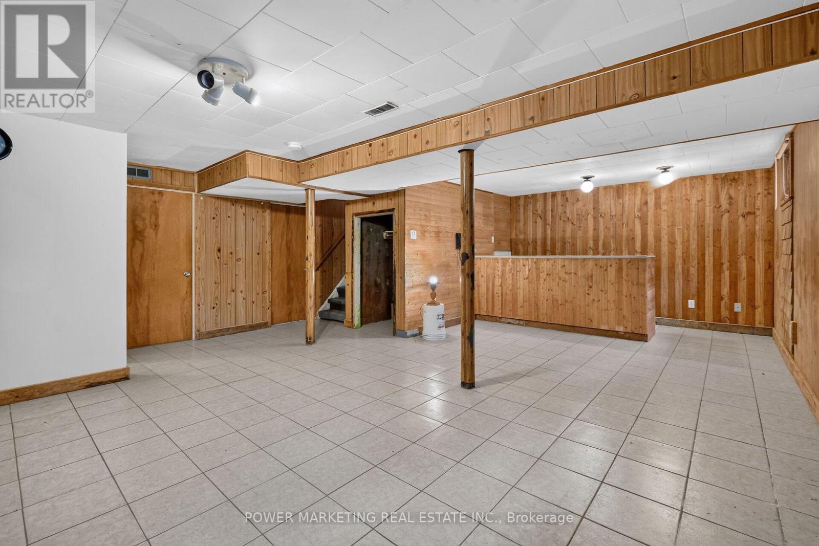 535 DUNBRACK STREET - Image 40