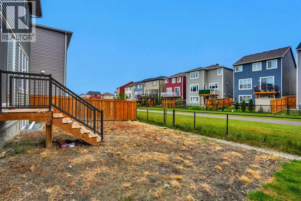 609 Southwinds Close SW - 39