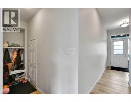 Pantry - 609 Southwinds Close Sw, Airdrie, AB T4B5L5 Photo 6