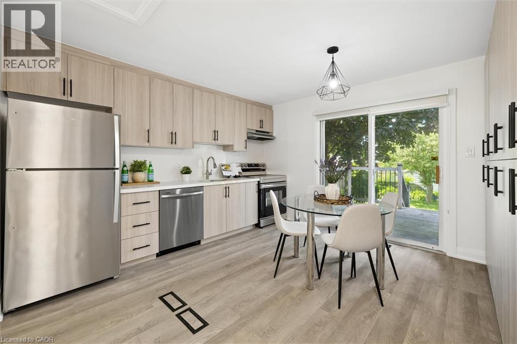 88 WOODHAVEN Road, Kitchener — photo 9