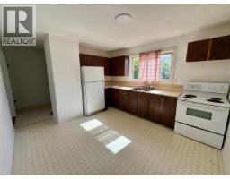 Kitchen - 903 Maquinna Ave, Port Alice, BC V0N2N0 Photo 6