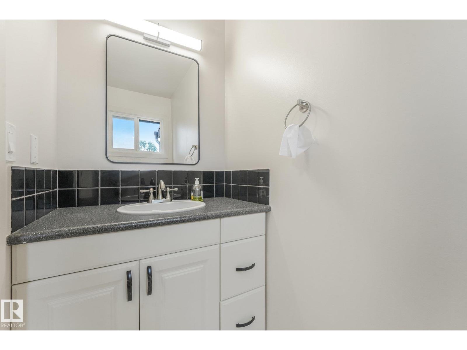 #144 16725 106 ST NW - 12