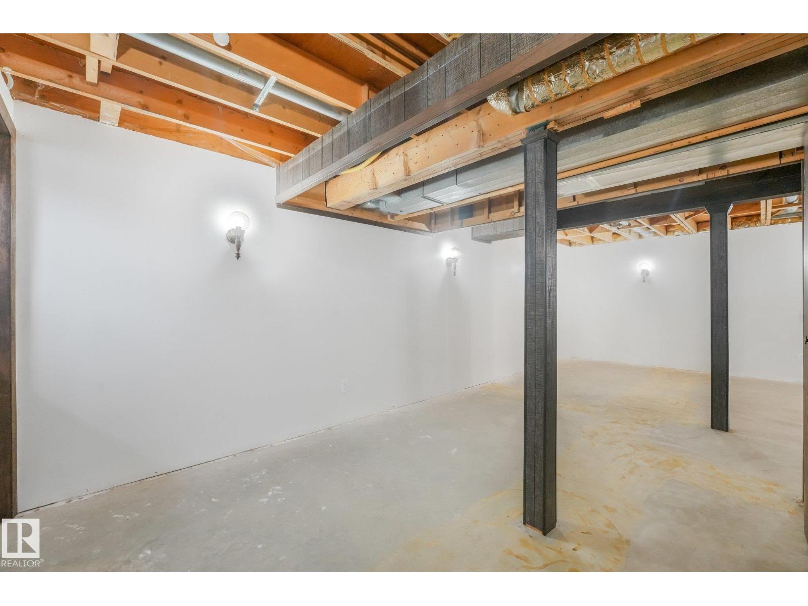 #144 16725 106 ST NW - 23