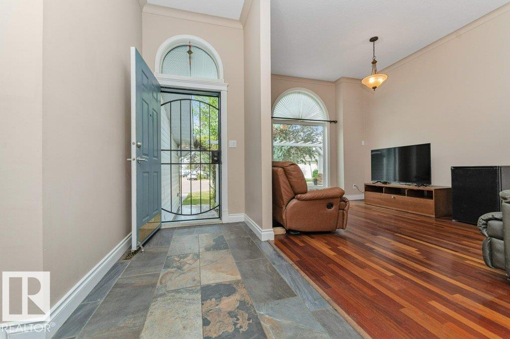 3723 30 ST NW - 2