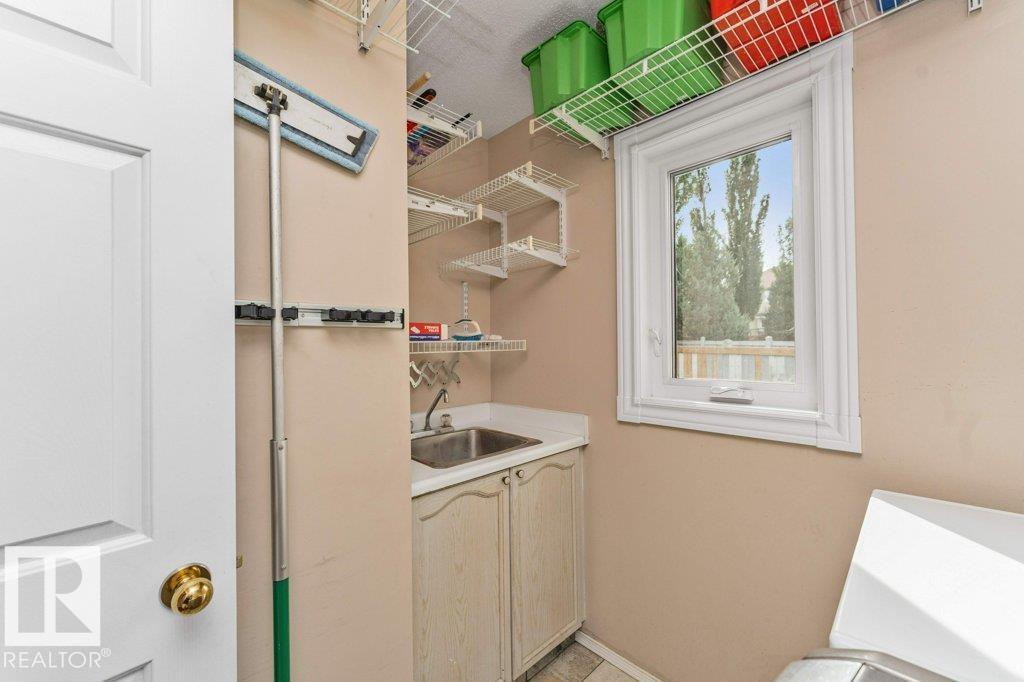 3723 30 ST NW - 23