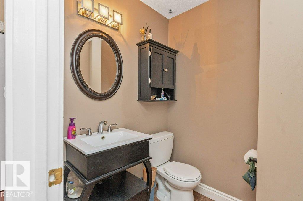 3723 30 ST NW - 24