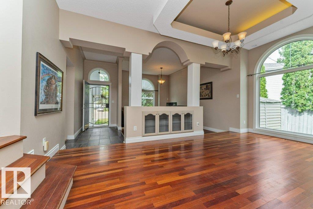 3723 30 ST NW - 7