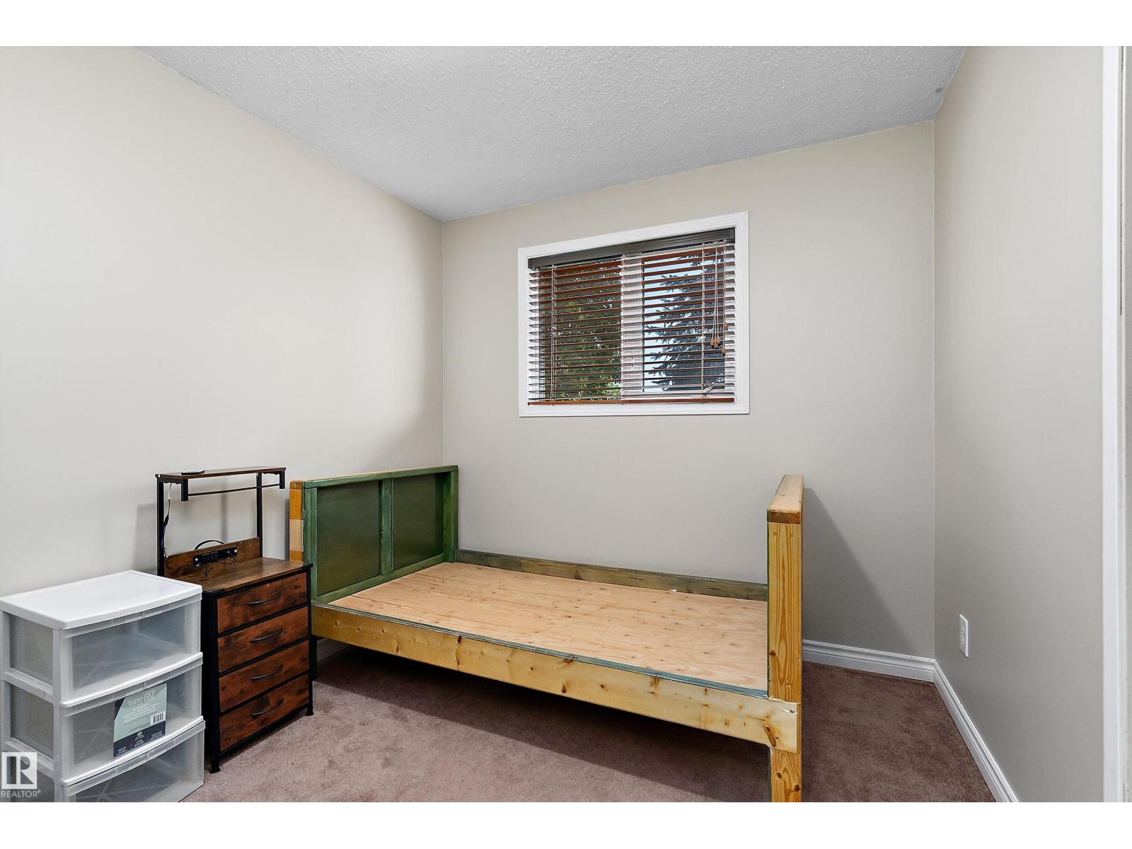 3520 39 ST - 11