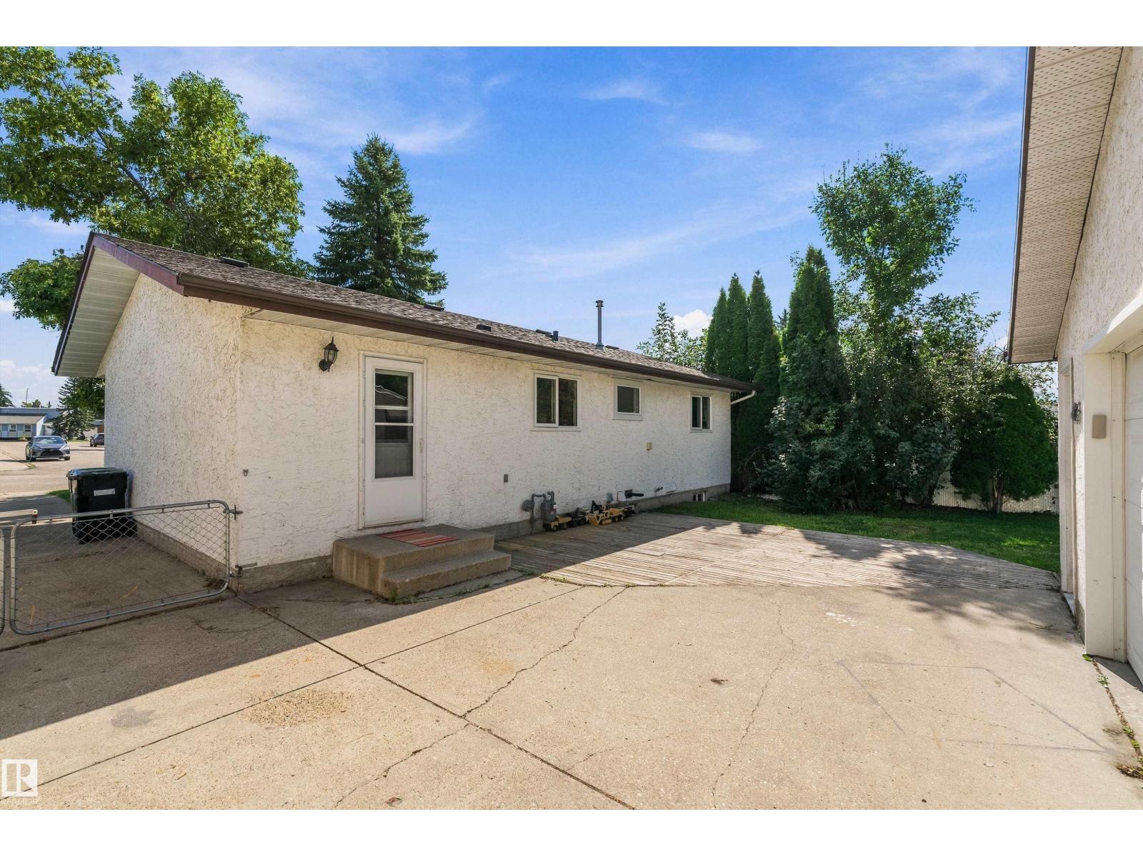 3520 39 ST - 26
