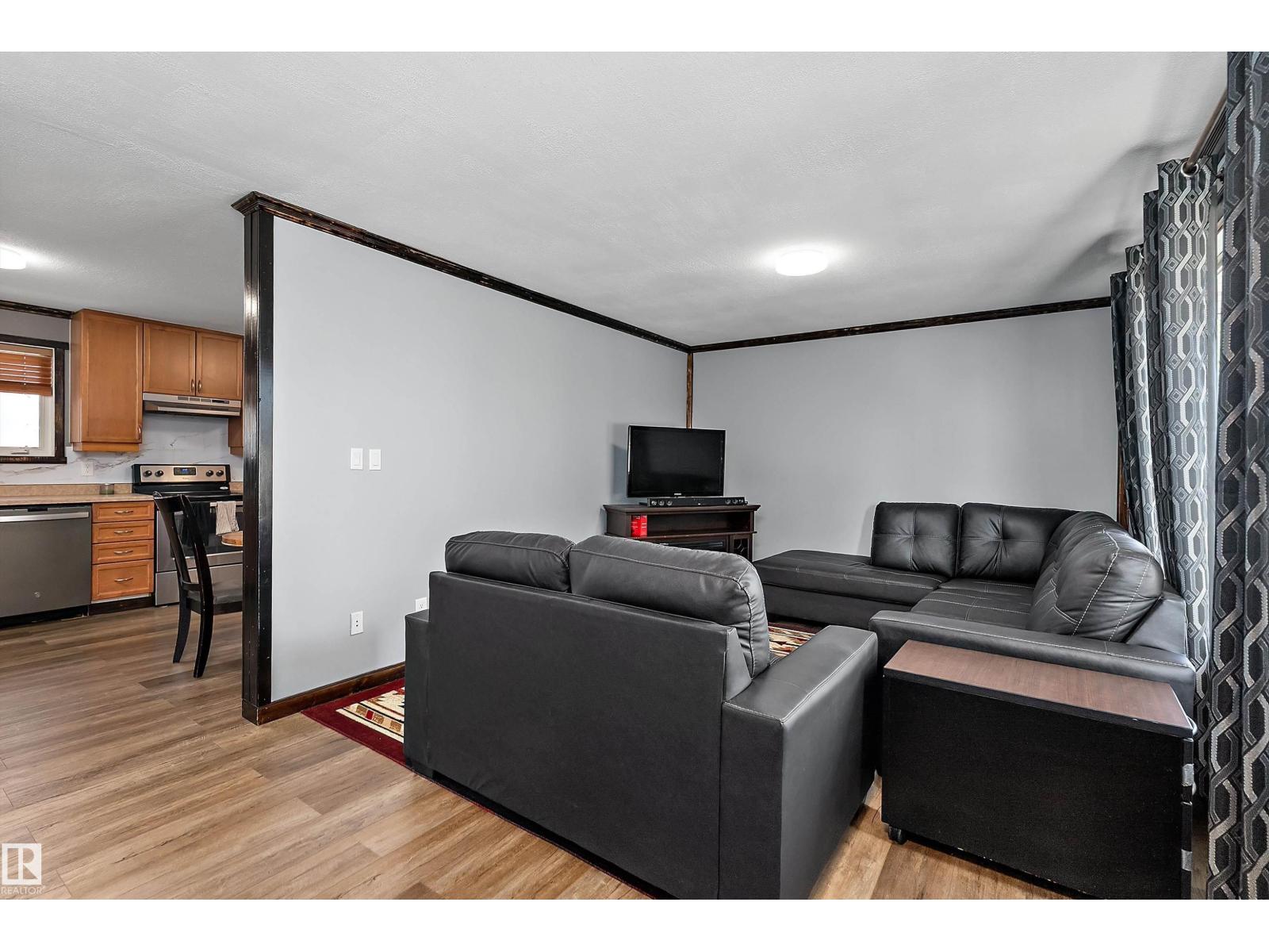 3520 39 ST - 4