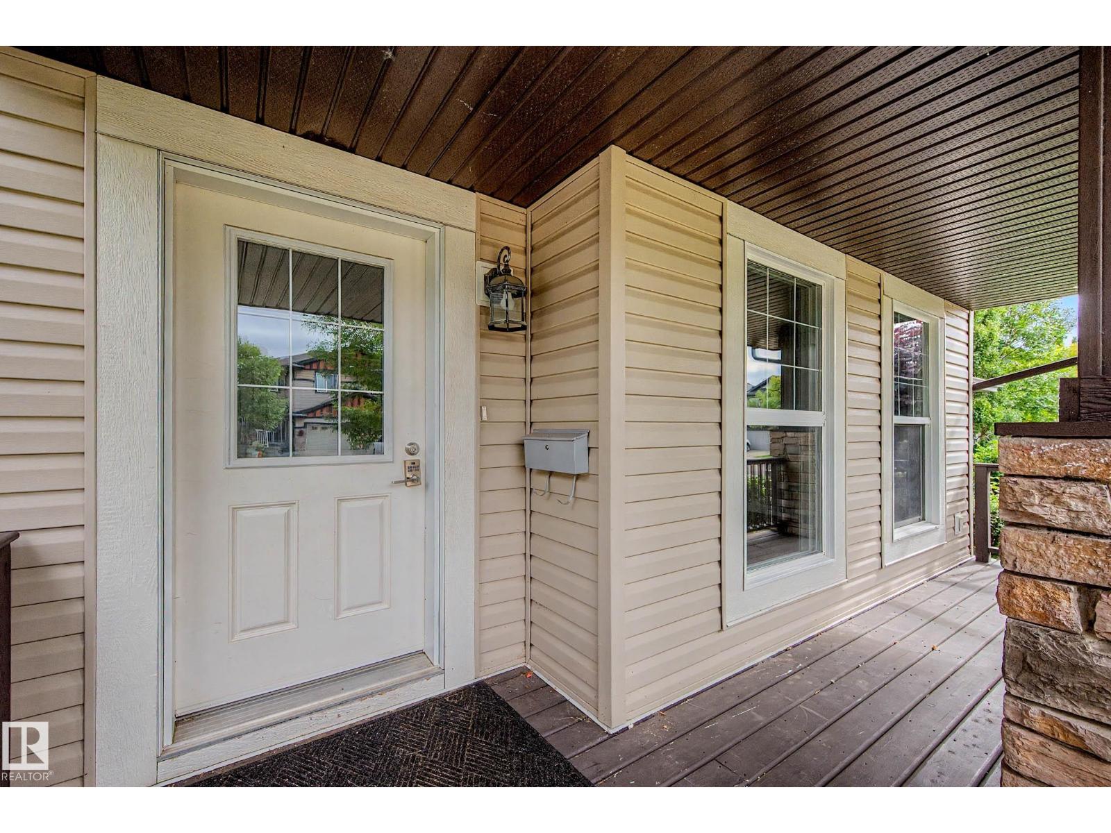 5 DICKENS ST - 2